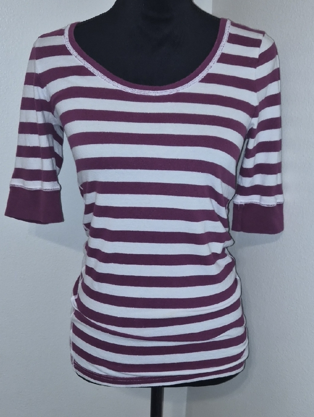 American Eagle Outfitters Burgundy and White Striped Scoop Neck Tee